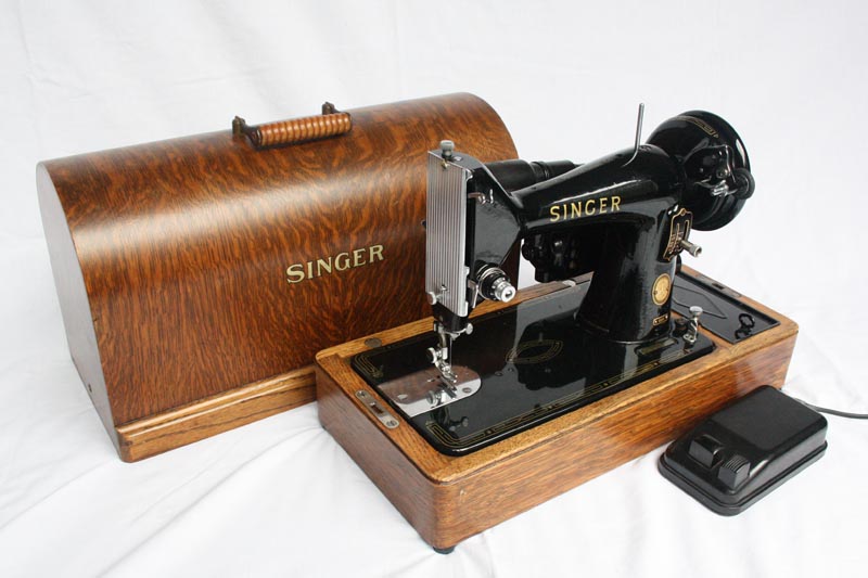 For Sale 40K Singer Electric Sewing Machine With Reverse Adorable Singer Sewing Machine 99k Price For Sale 40K Singer Electric Sewing Machine With Reverse Adorable Singer Sewing Machine 99k Price