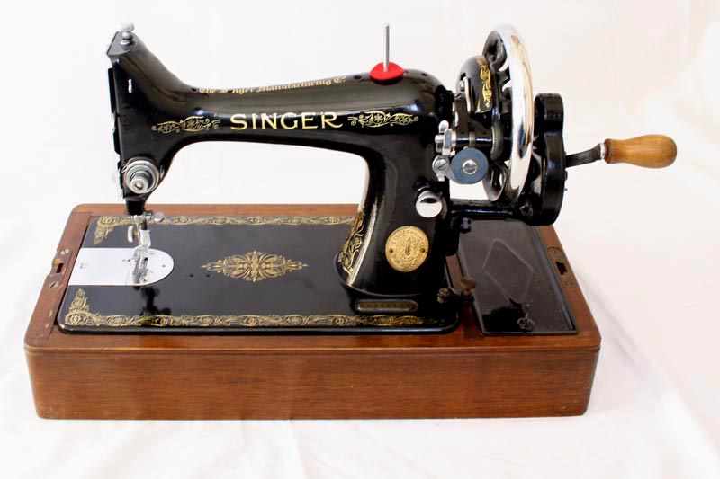 Singer 40K Hand Crank Sewing Machine For Sale With Reverse Feed Impressive Singer Hand Crank Sewing Machine Singer 40K Hand Crank Sewing Machine For Sale With Reverse Feed Impressive Singer Hand Crank Sewing Machine