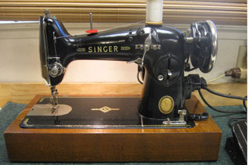 Singer 216G Front