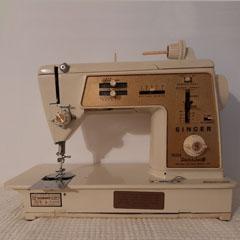 Singer 640 Golden Touch & Sew